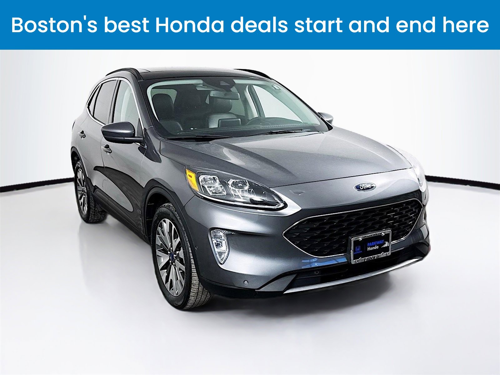 Used 2021 Ford Escape Titanium w/ Class II Trailer Tow Package image 1