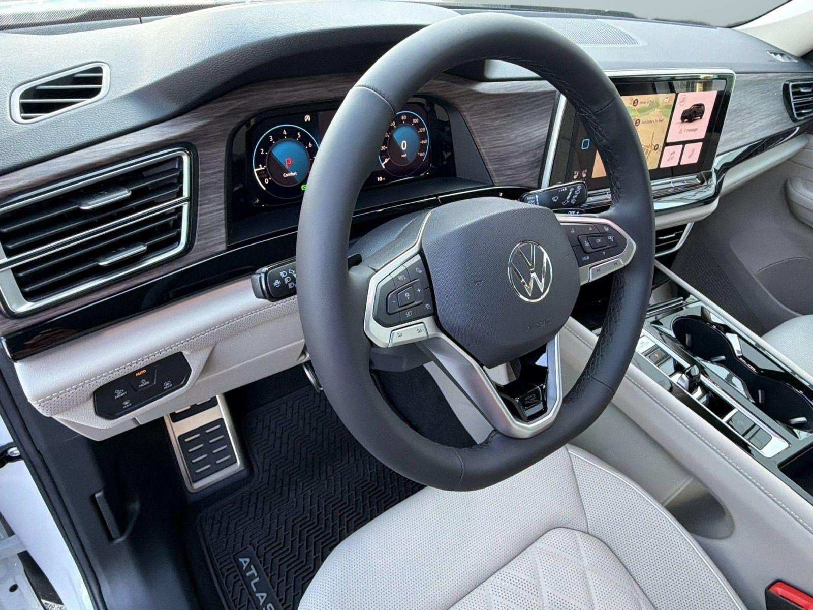 New 2026 Volkswagen Atlas SEL Premium R-Line AWD/4WD image 4