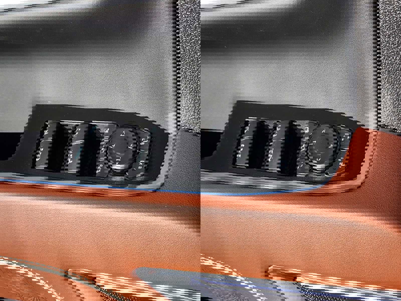 New 2026 GMC Sierra 2500 Denali Ultimate image 7