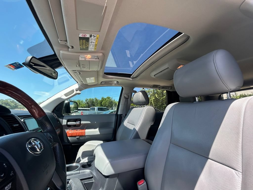 Used 2019 Toyota Sequoia Platinum RWD image 12