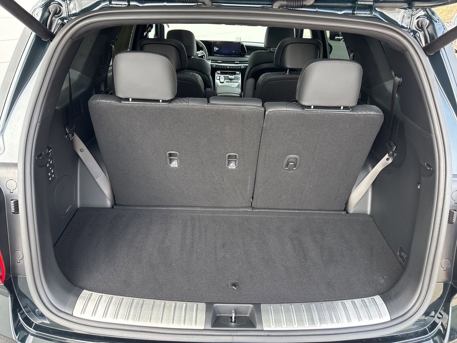 Used 2025 Hyundai Palisade Calligraphy image 11