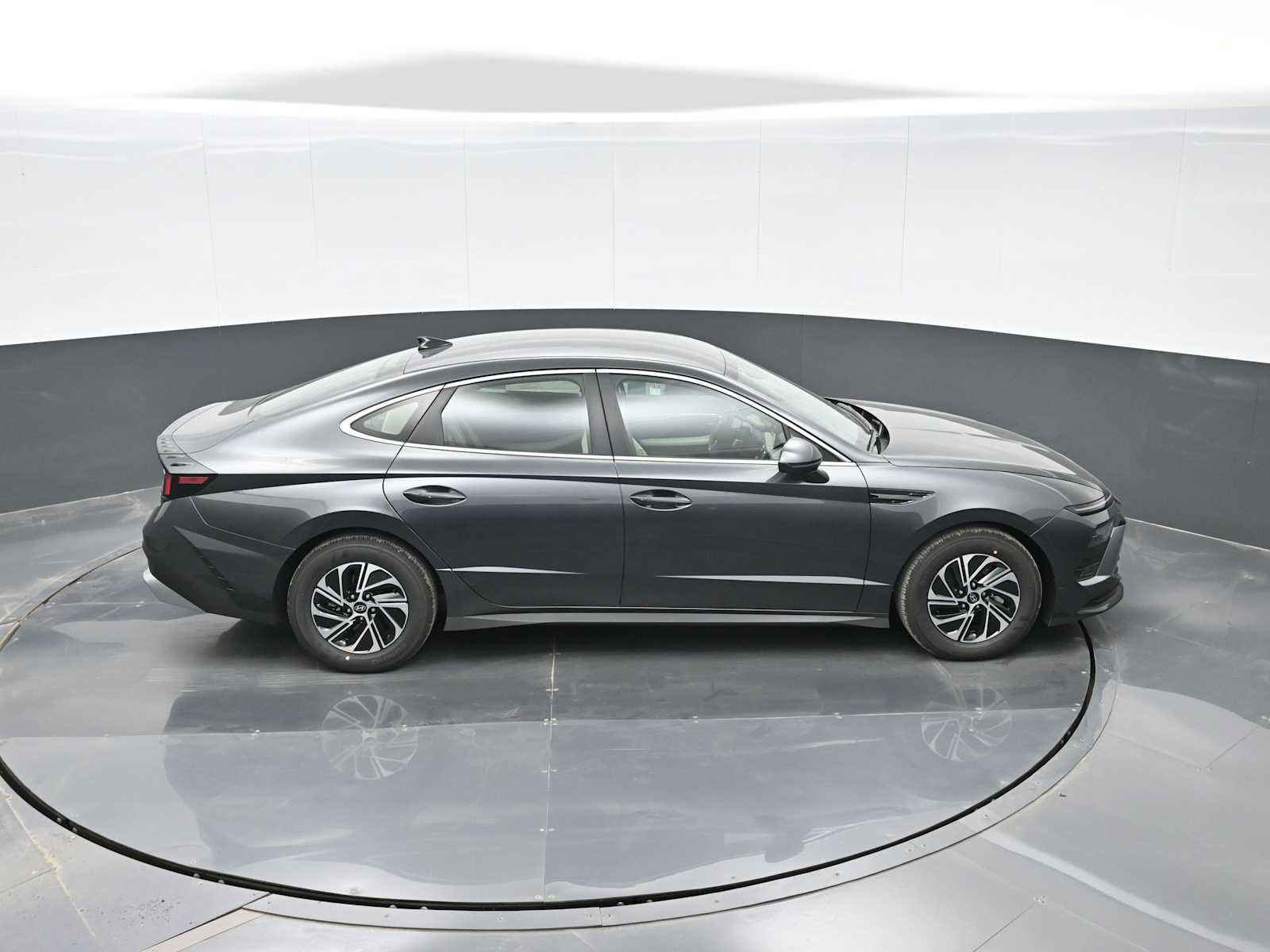 New 2026 Hyundai Sonata Blue image 28