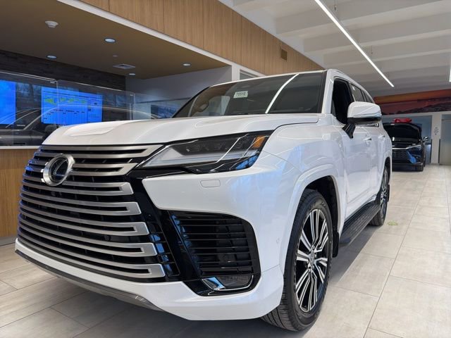 New 2026 Lexus LX 700h Luxury image 3