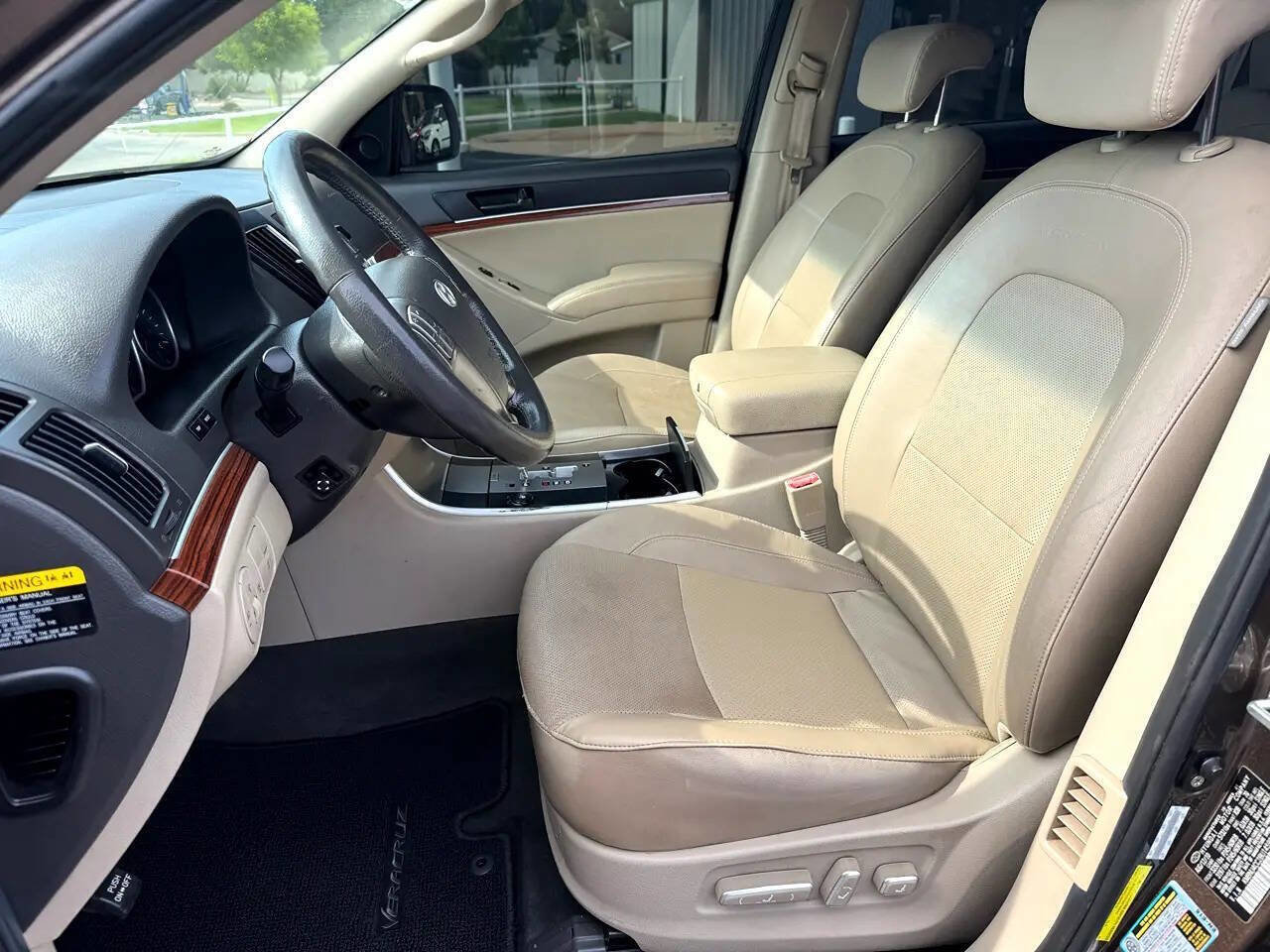 Used 2011 Hyundai Veracruz Limited image 16