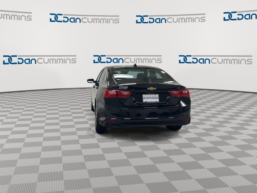 Used 2025 Chevrolet Malibu LT FWD image 7