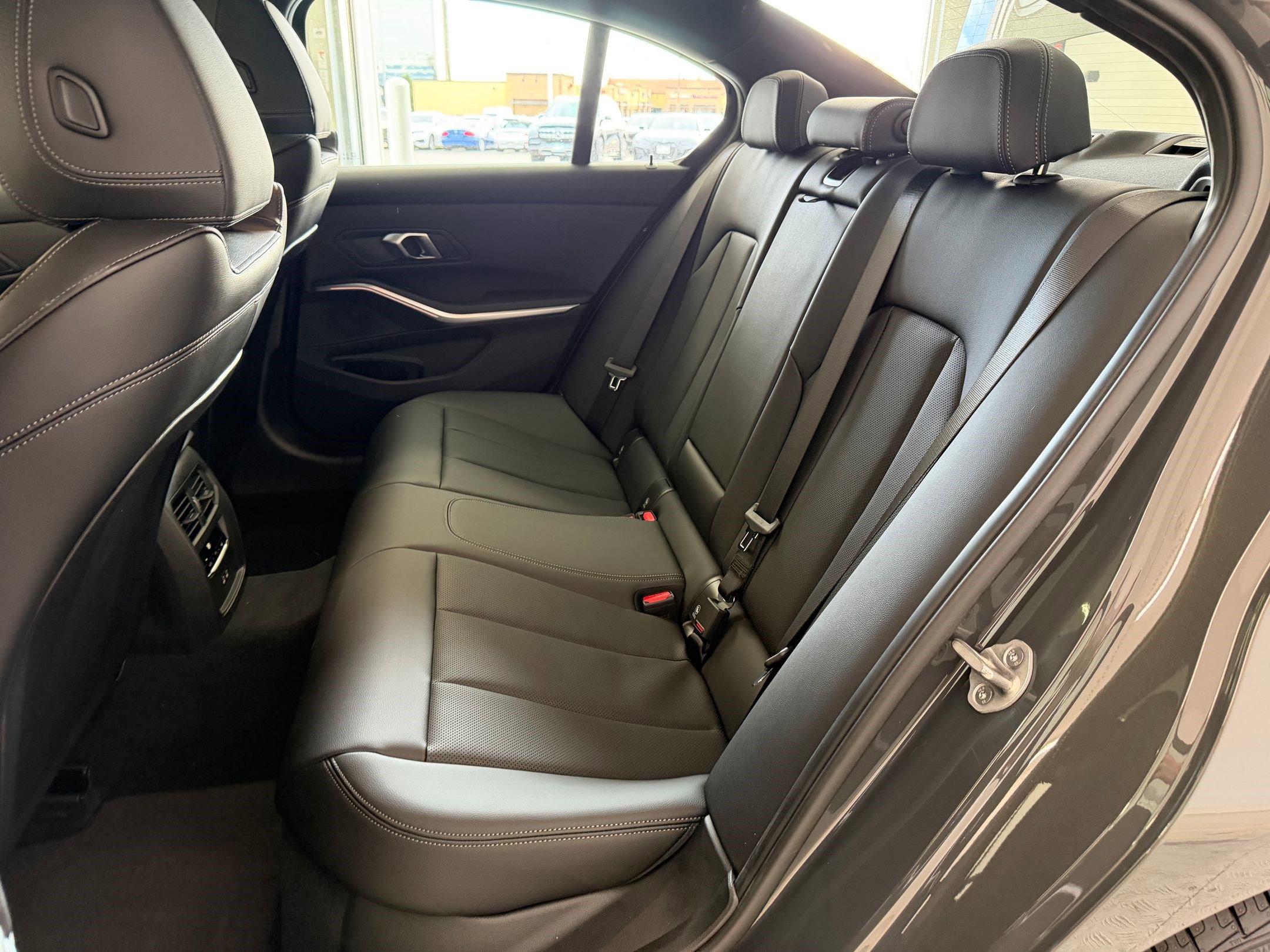New 2026 BMW 330i xDrive Sedan w/ Premium Package AWD/4WD image 14