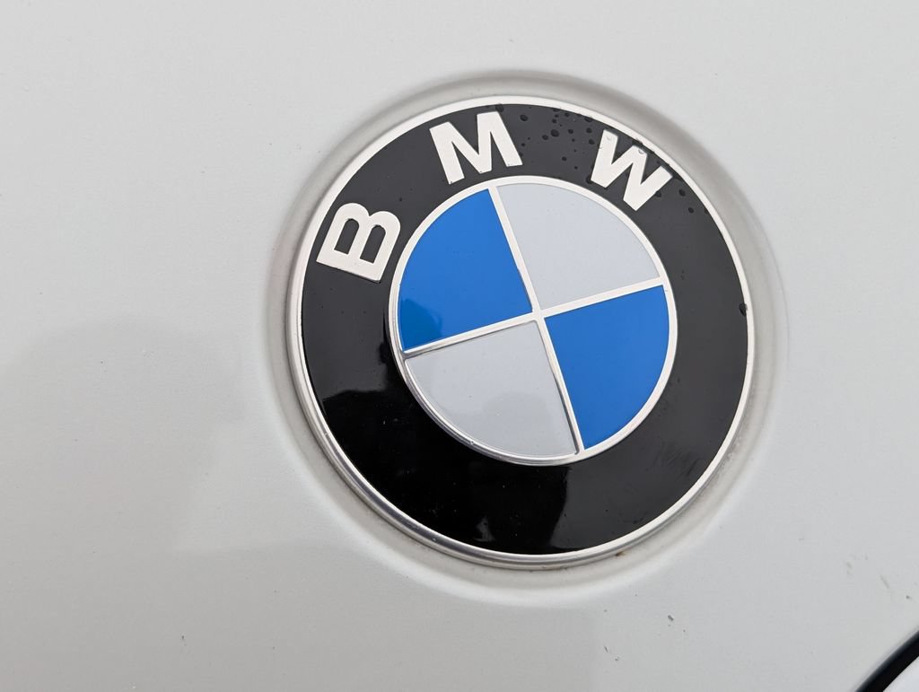 Used 2023 BMW 330i Sedan RWD image 37