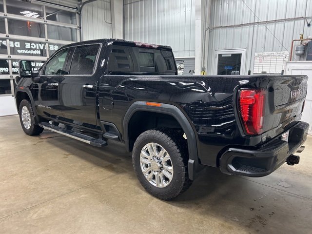 Used 2022 GMC Sierra 3500 Denali w/ Denali Ultimate Package image 8