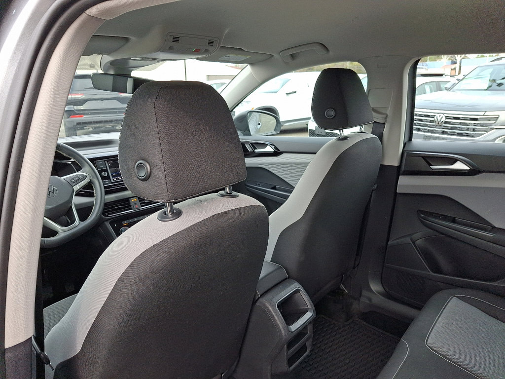 Used 2023 Volkswagen Taos S image 21