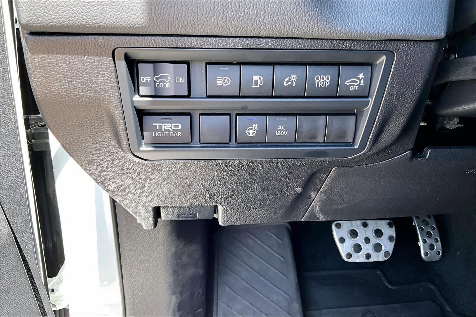 Used 2026 Toyota Sequoia TRD Pro AWD/4WD image 34