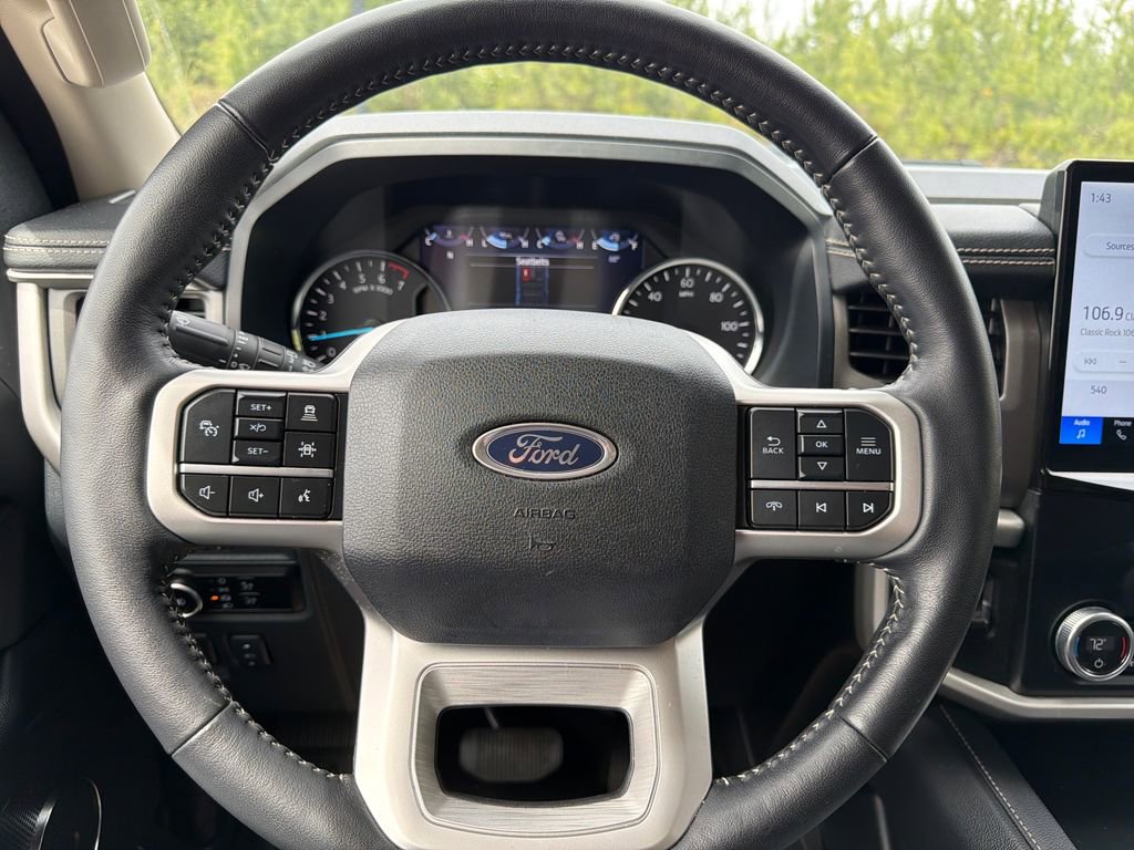 Used 2024 Ford Expedition XLT image 38