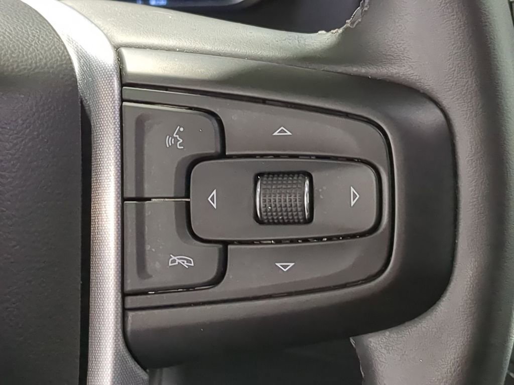 Used 2023 GMC Yukon SLT w/ SLT Premium Package image 24