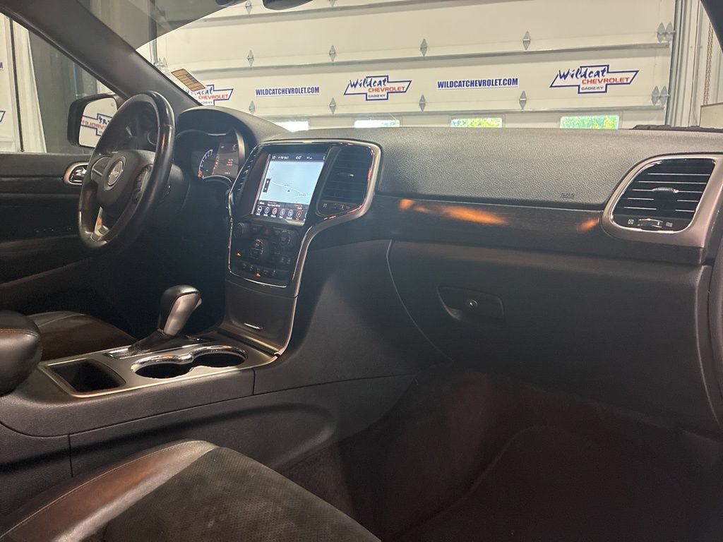 Used 2018 Jeep Grand Cherokee Altitude AWD/4WD image 39