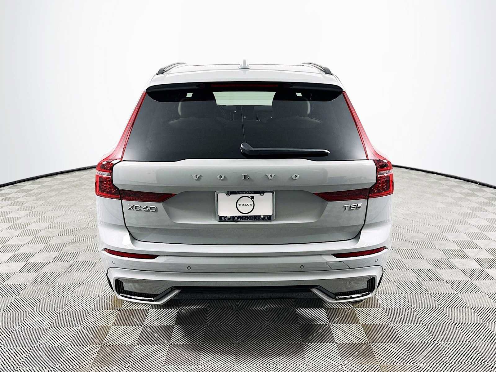 New 2026 Volvo XC60 T8 Plus w/ Protection Package AWD/4WD image 6