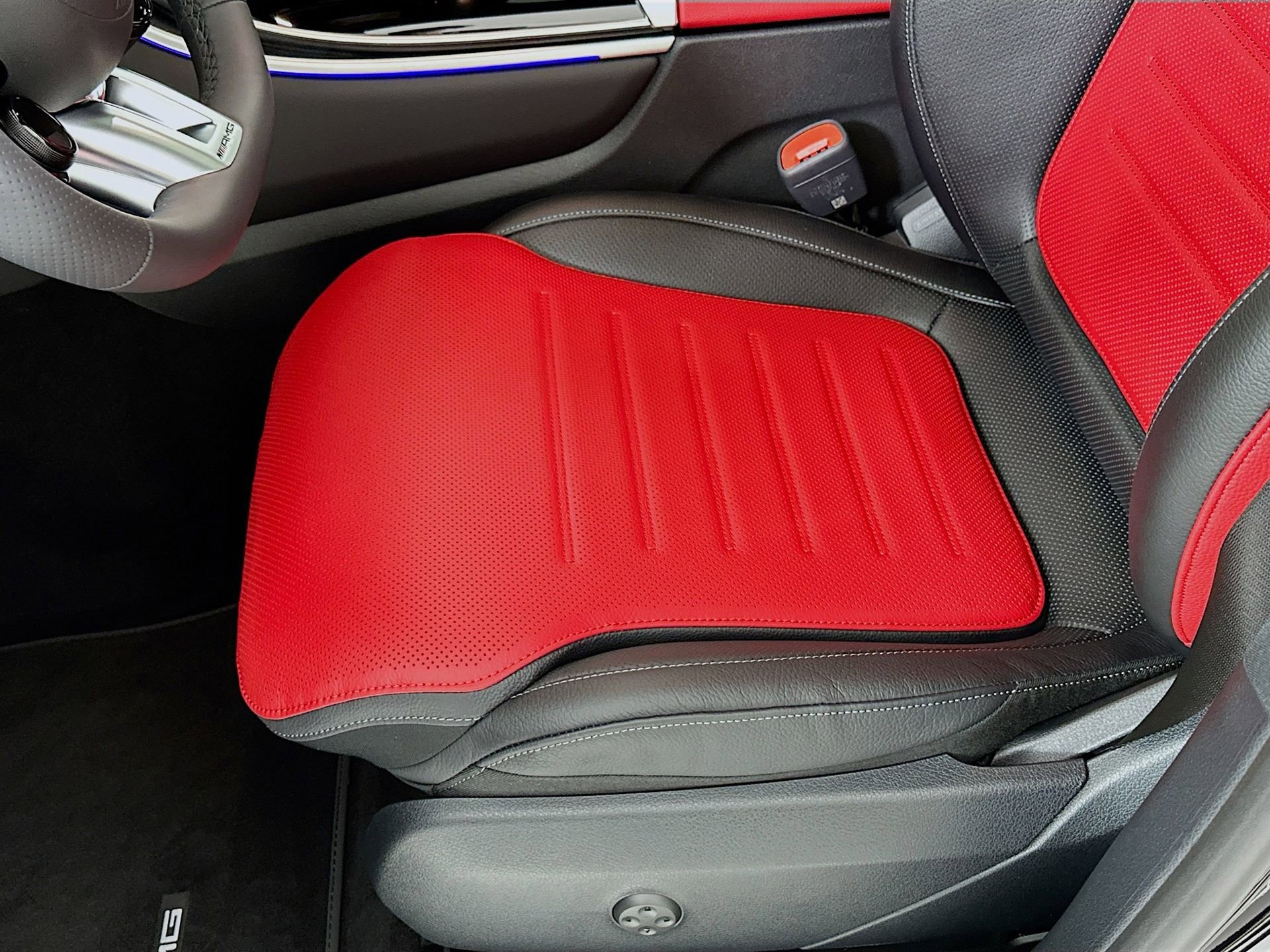 New 2026 Mercedes-Benz GLC 43 AMG 4MATIC image 21