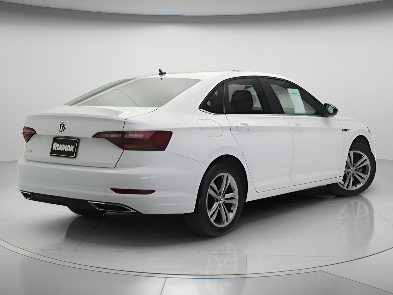 Used 2019 Volkswagen Jetta R-Line FWD image 4