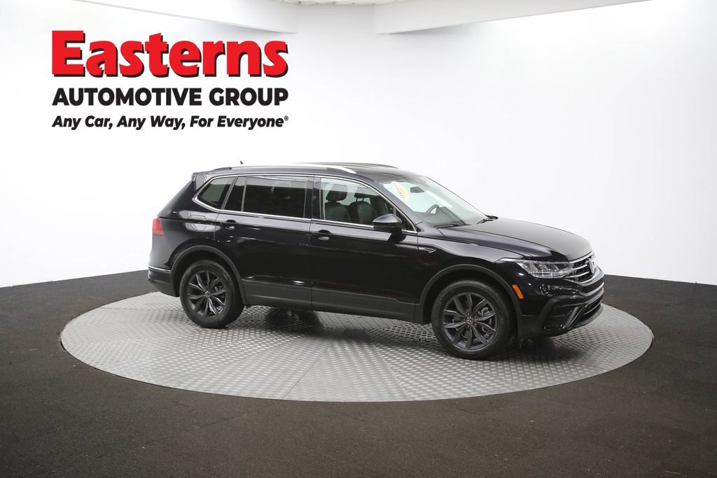 Used 2023 Volkswagen Tiguan SE image 46