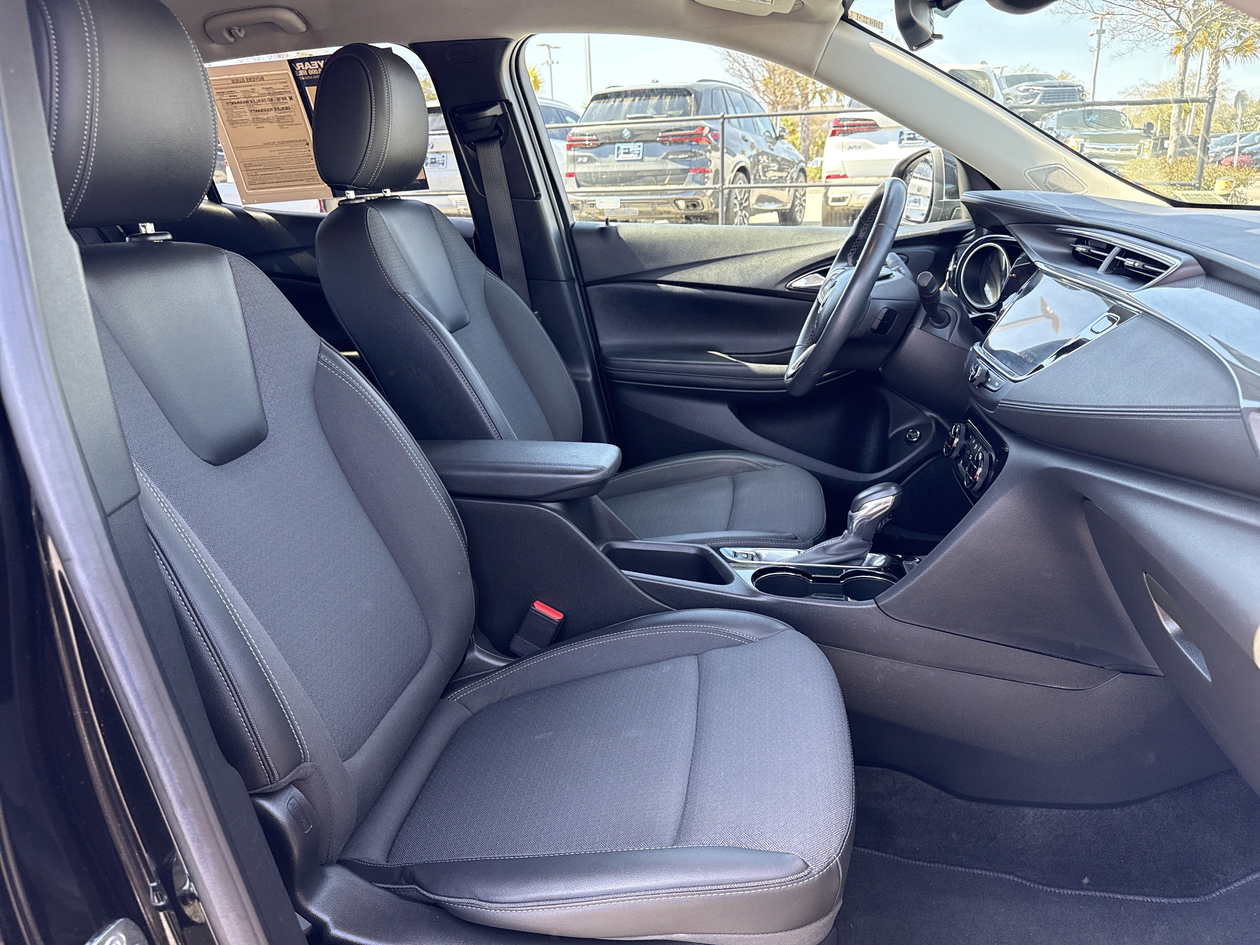 Used 2022 Buick Encore GX Select w/ Sport Touring Package image 41