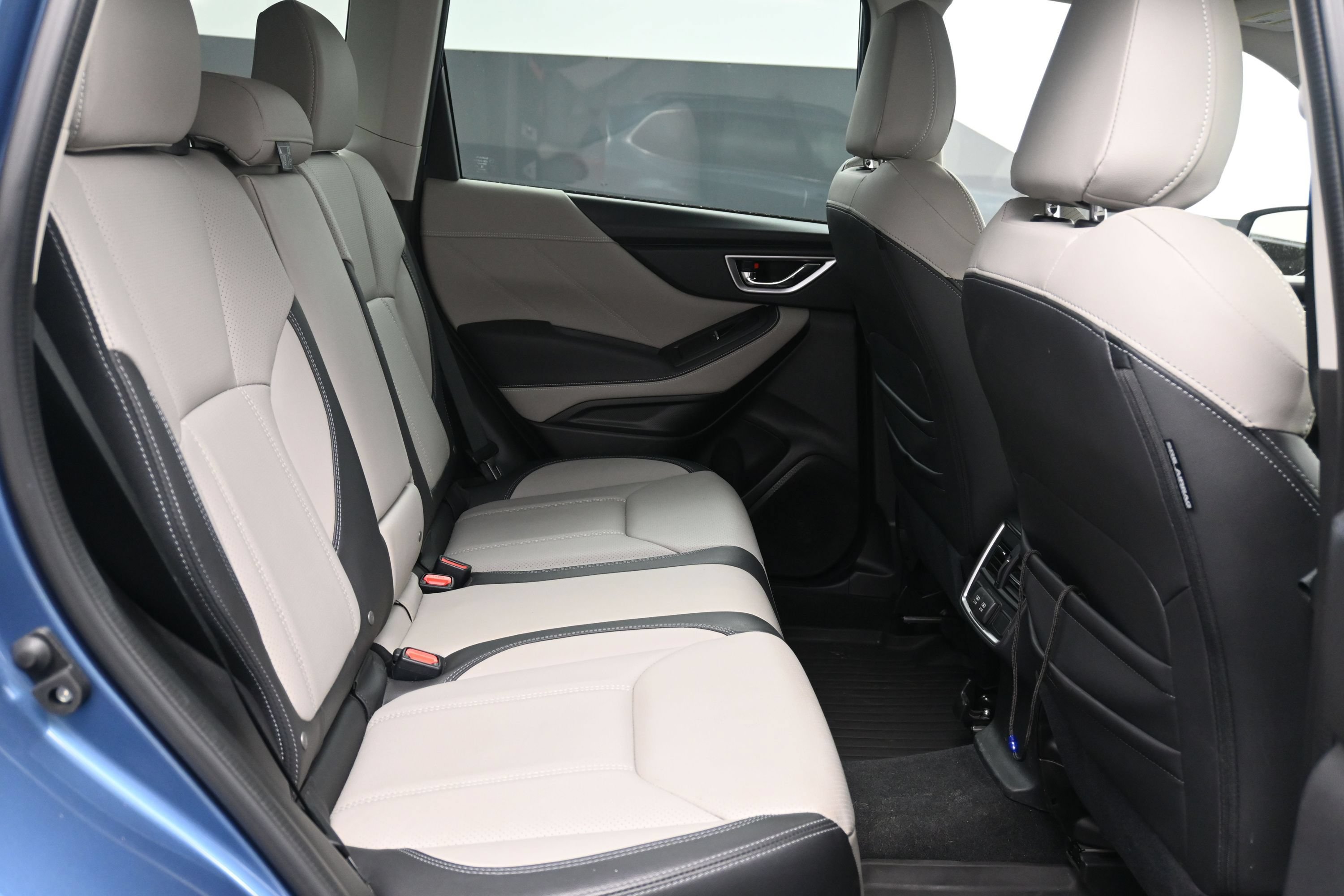 Used 2022 Subaru Forester Limited AWD/4WD image 19