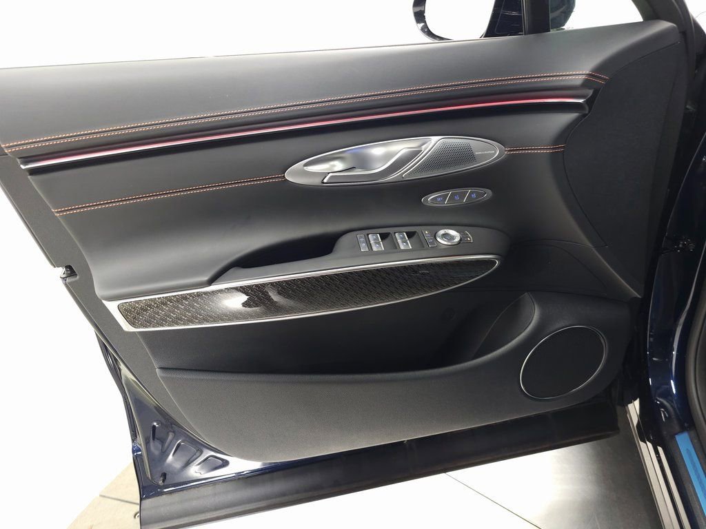 Used 2026 Genesis GV70 3.5T Sport Prestige image 10