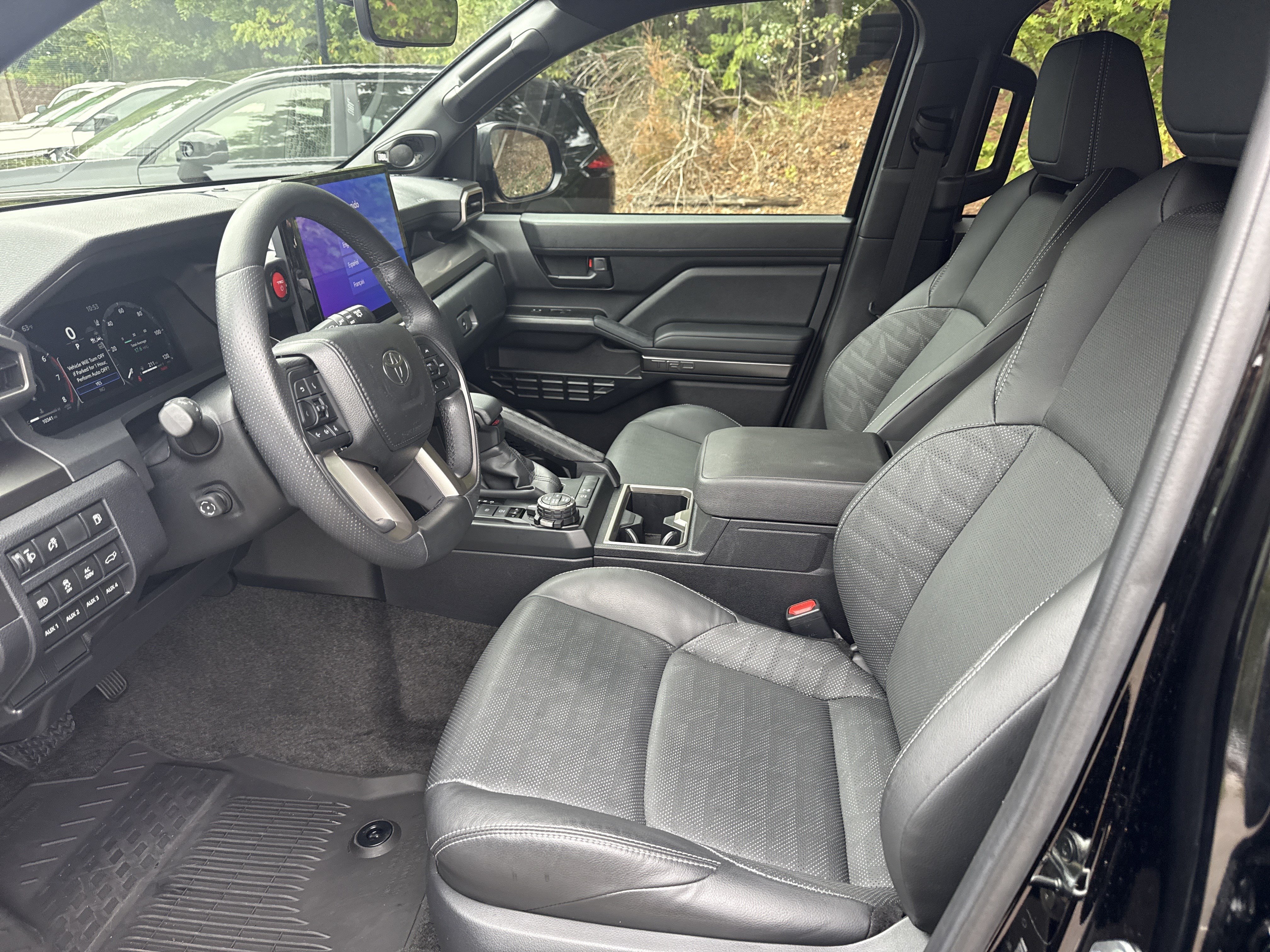 Used 2025 Toyota 4Runner TRD Off-Road Premium AWD/4WD image 16