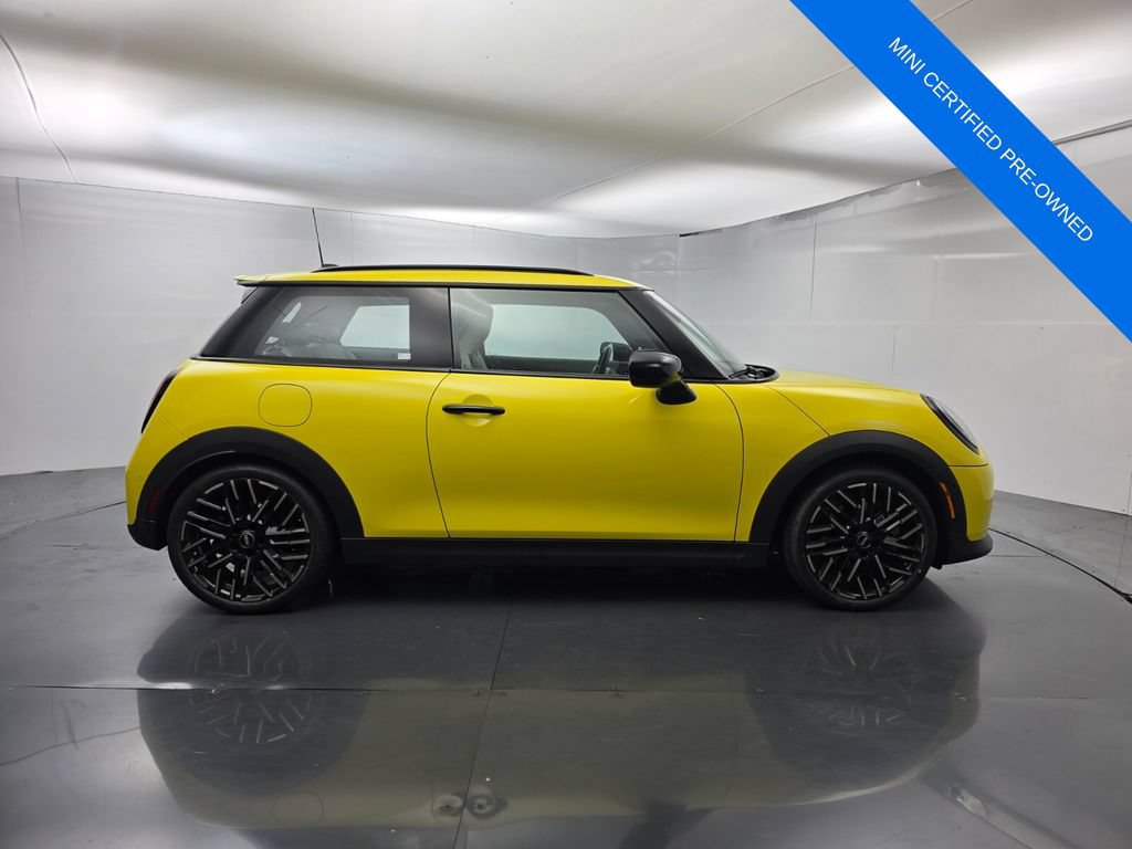 Used 2025 MINI Cooper S FWD image 3