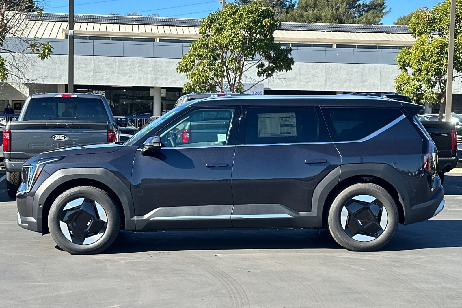 New 2026 Kia EV9 Wind AWD/4WD image 7