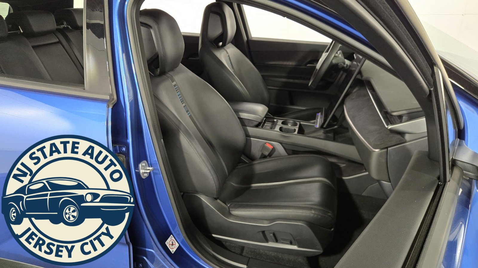 Used 2023 Fisker Ocean Extreme image 29