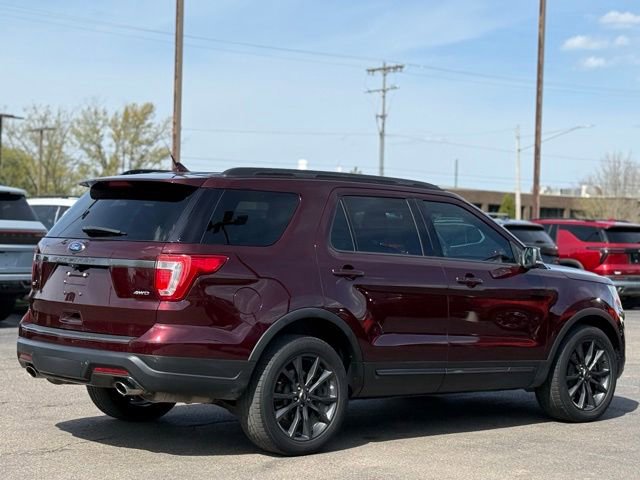 Certified 2018 Ford Explorer XLT w/ XLT Appearance Package AWD/4WD image 39