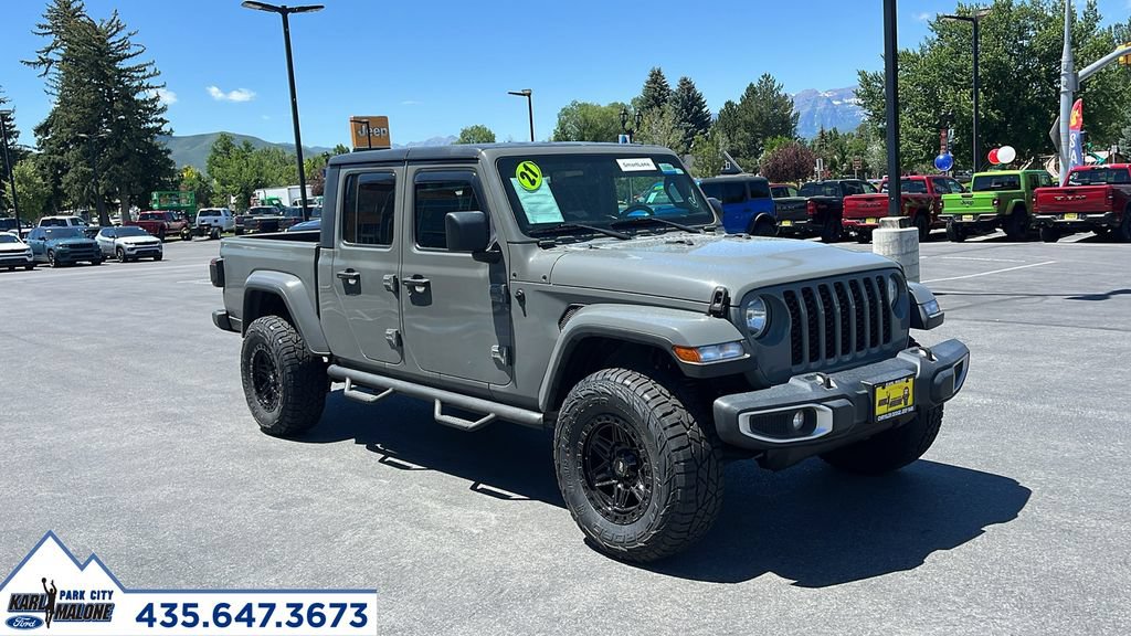 Used 2021 Jeep Gladiator Sport AWD/4WD image 3