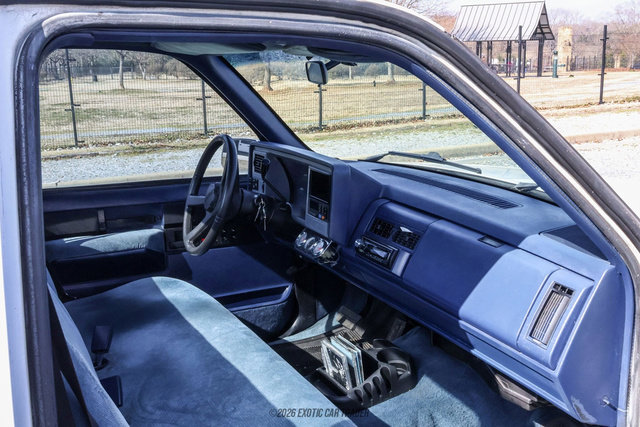 Used 1989 Chevrolet Silverado 1500 2WD Regular Cab image 25