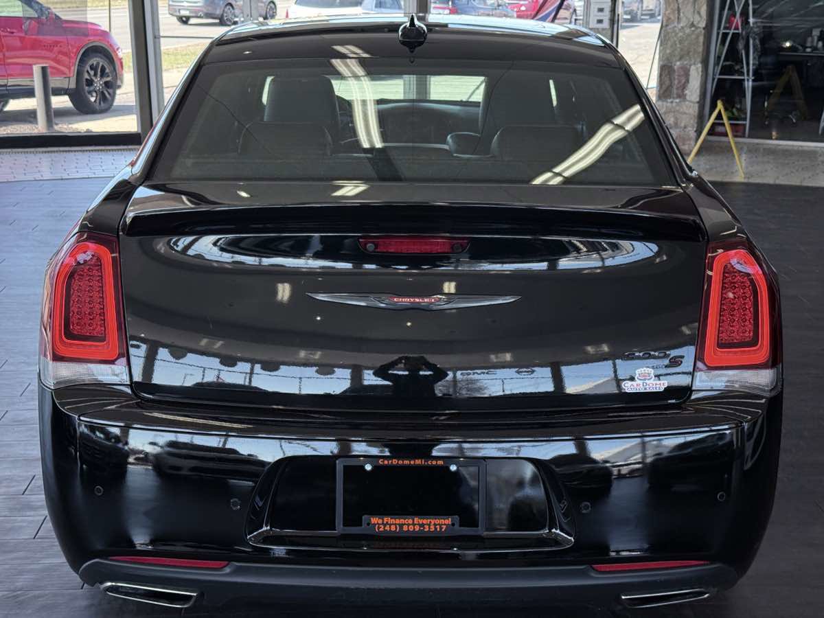 Used 2021 Chrysler 300 S w/ S Model Appearance Package image 14