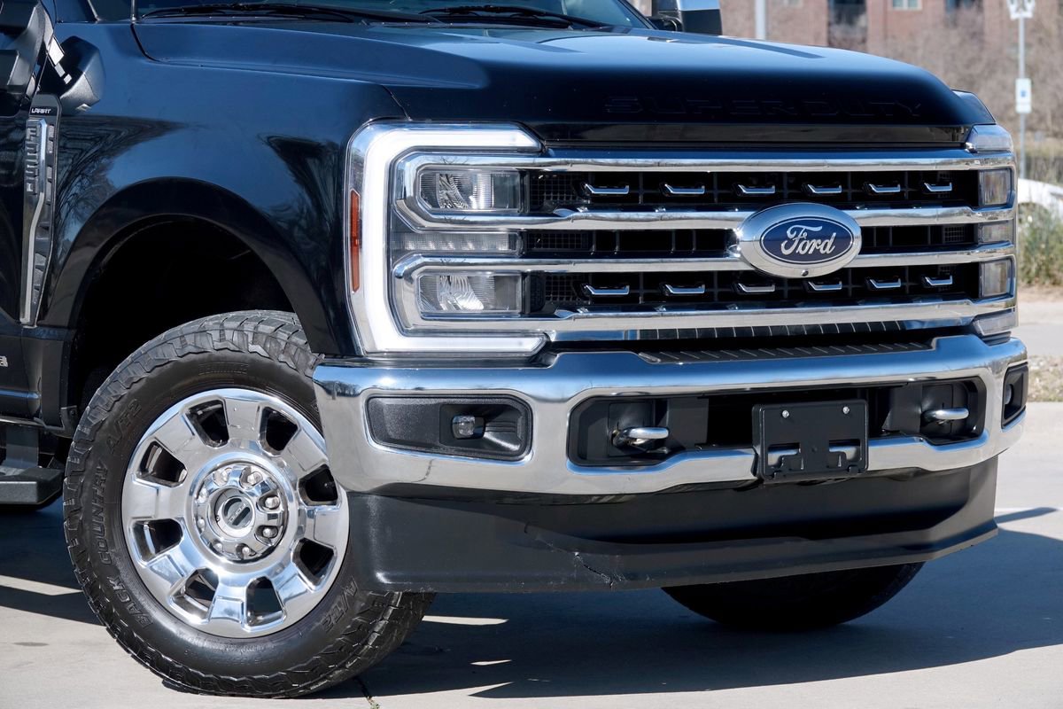 Used 2024 Ford F250 Lariat w/ Chrome Package AWD/4WD image 2