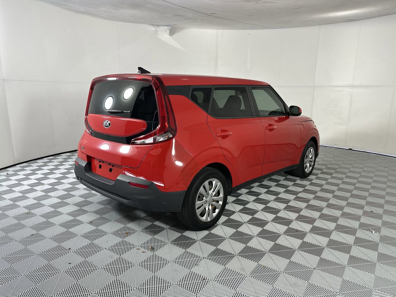Used 2020 Kia Soul LX FWD image 8