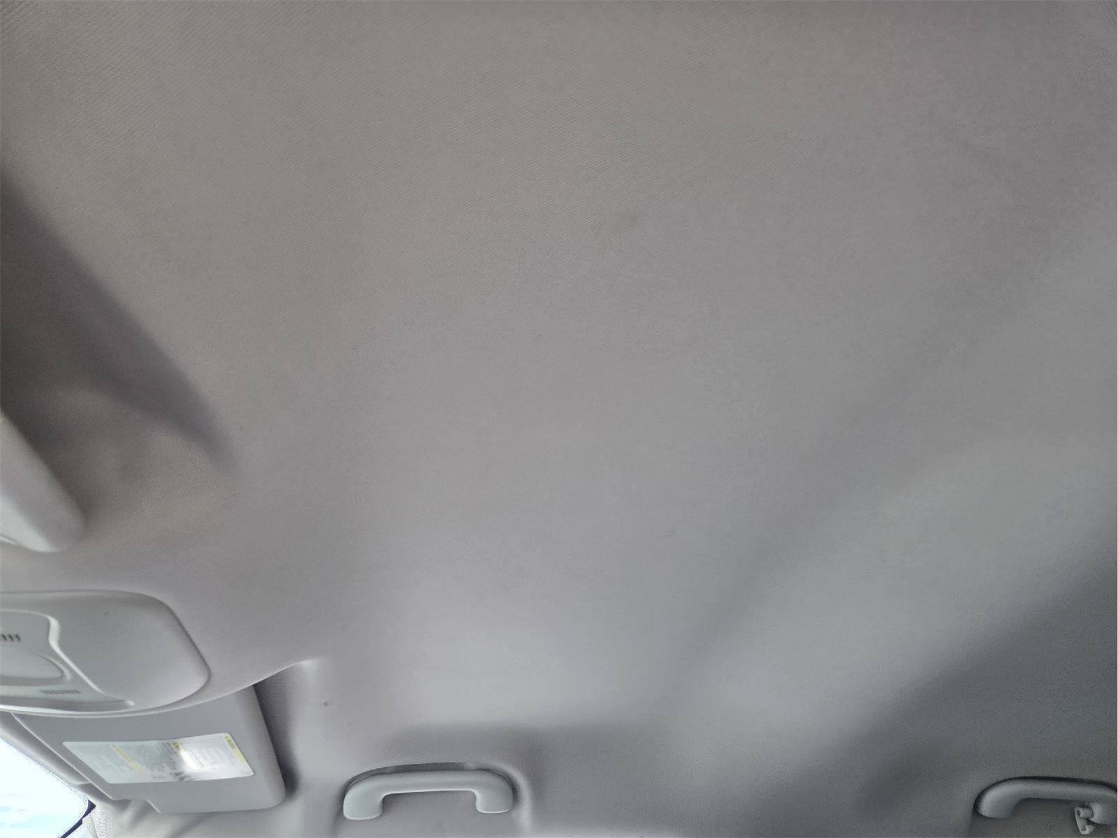Used 2016 Jeep Renegade Limited FWD image 23