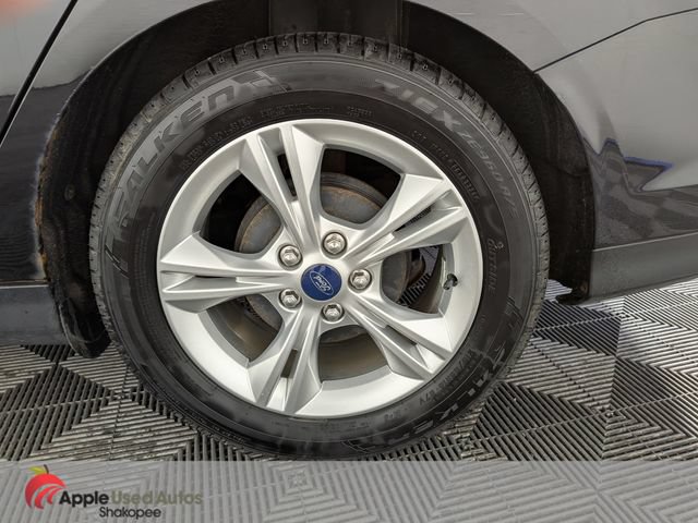 Used 2014 Ford Focus SE w/ SE Winter Package FWD image 37