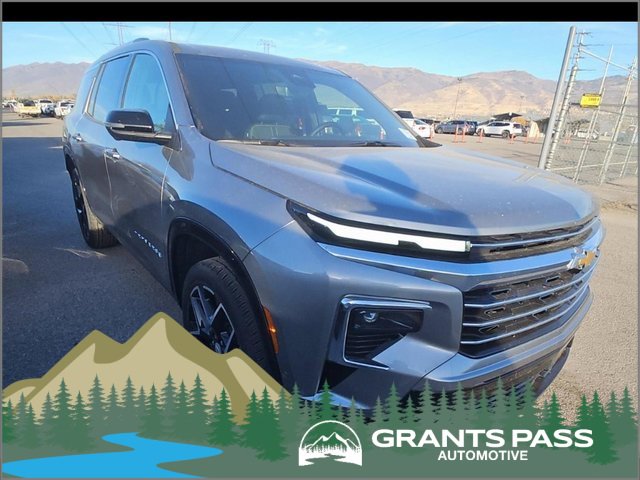 Certified 2025 Chevrolet Traverse High Country w/ LPO, Floor Liner Package