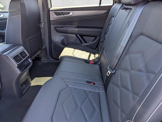 New 2026 Volkswagen Atlas Cross Sport SE FWD image 24