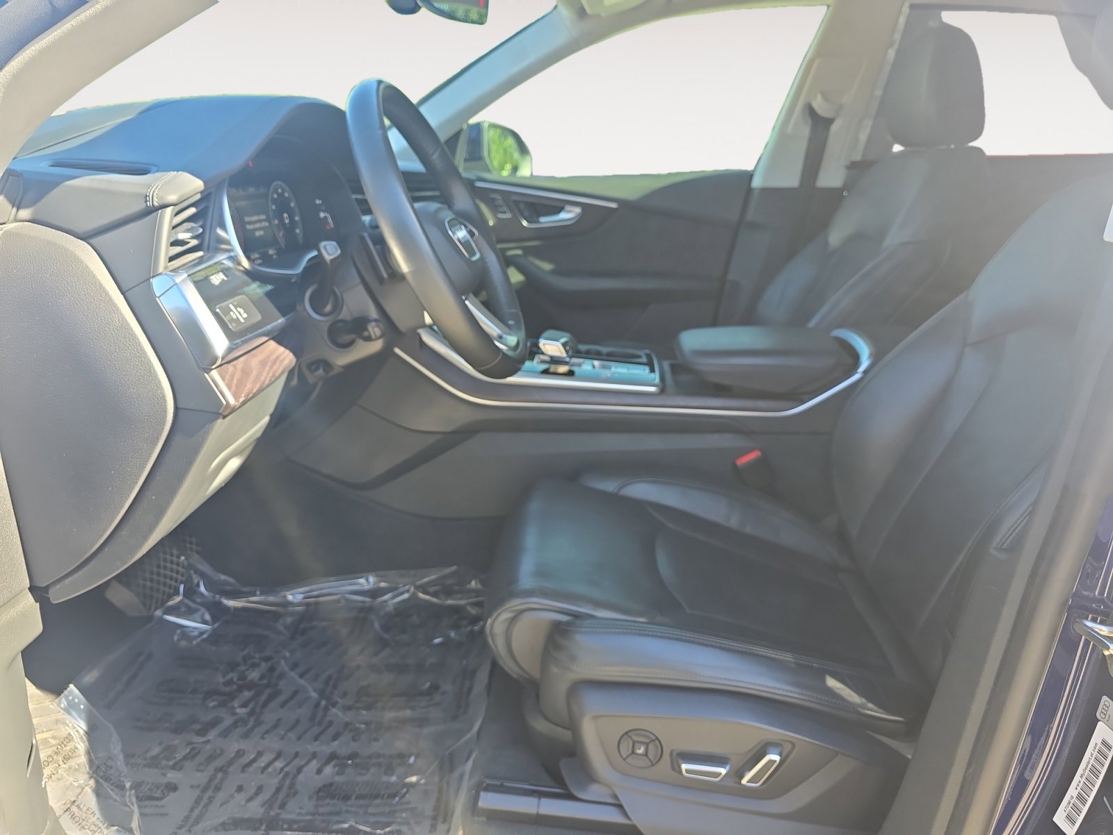 Used 2020 Audi Q8 Prestige image 23