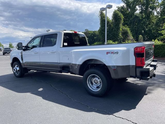 New 2026 Ford F350 King Ranch w/ FX4 Off-Road Package AWD/4WD image 4