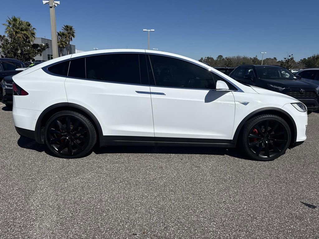 Used 2016 Tesla Model X Performance image 2