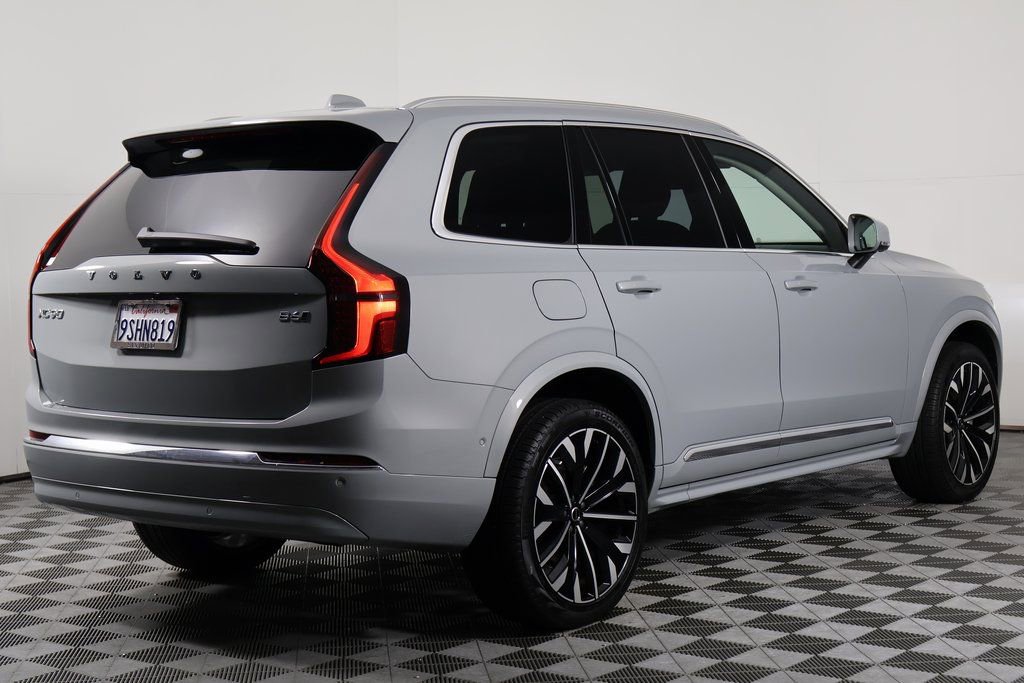Used 2025 Volvo XC90 B6 Ultra image 4