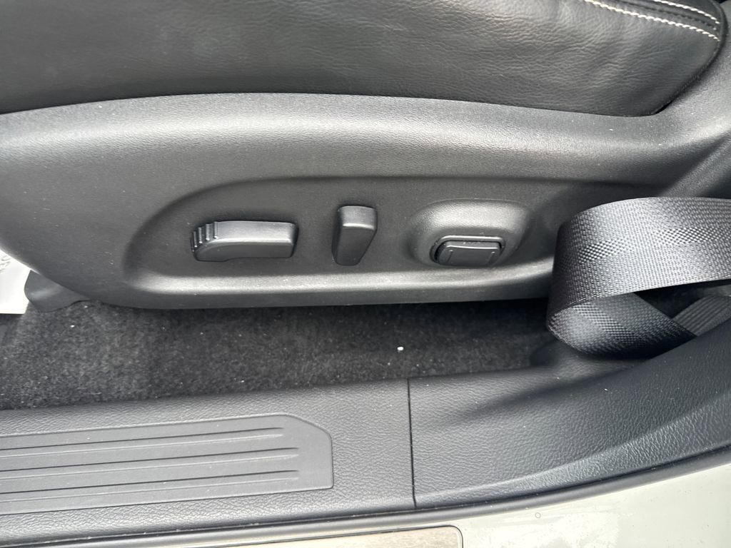 Used 2018 Nissan Murano SL w/ Midnight Edition Package FWD image 31