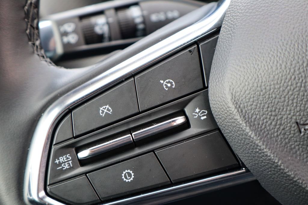 Used 2025 Chevrolet Equinox LT image 25