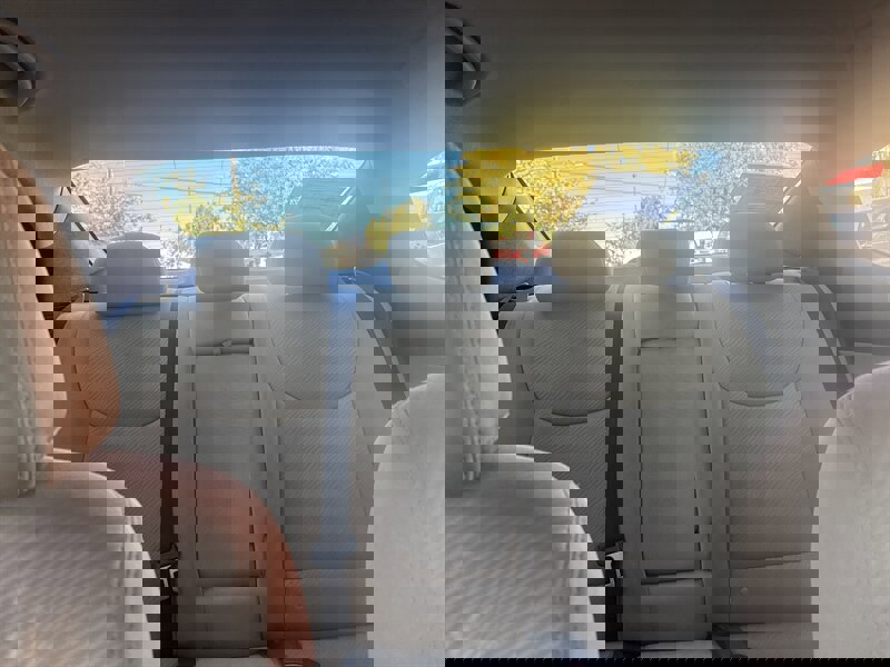 Used 2013 Hyundai Elantra GLS w/ Preferred Pkg image 25