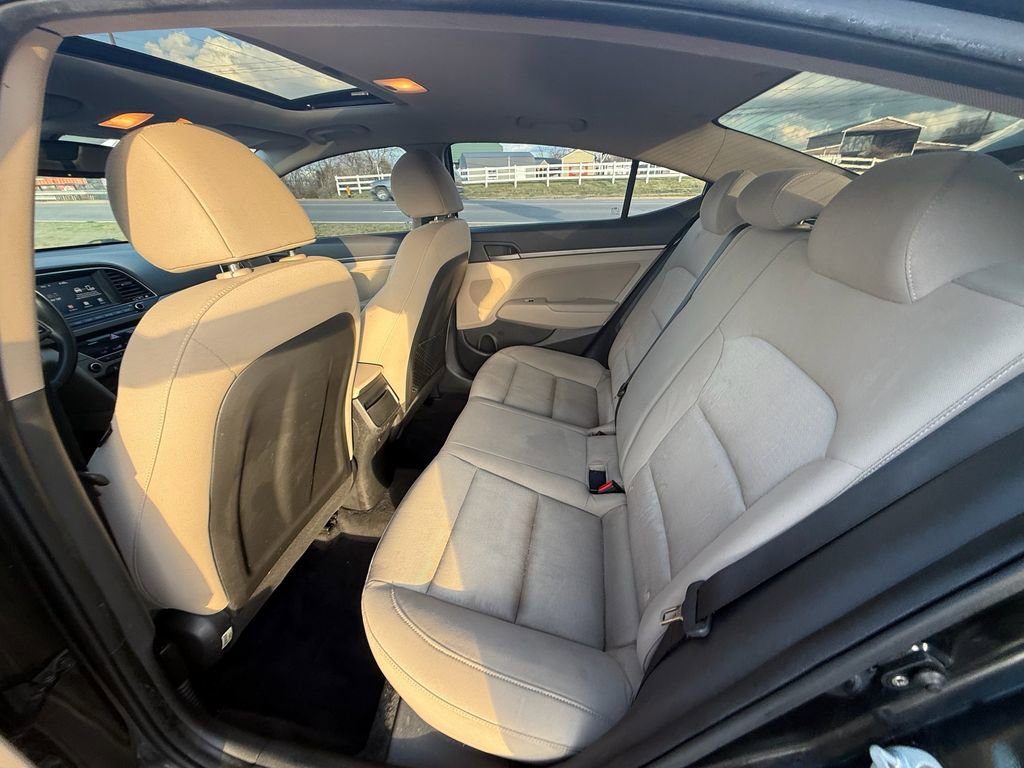 Used 2017 Hyundai Elantra Value Edition image 19