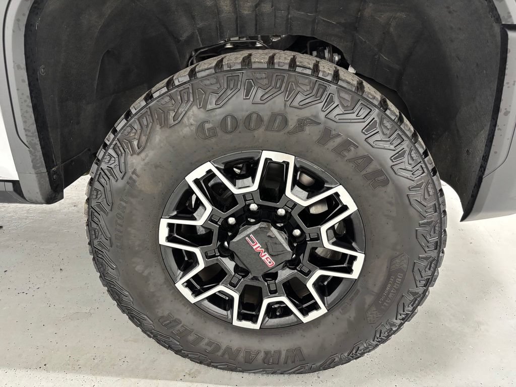 Used 2026 GMC Sierra 2500 AT4X AWD/4WD image 63