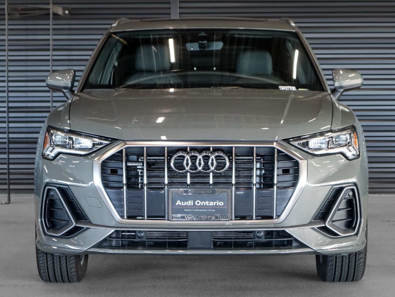 Used 2025 Audi Q3 2.0T Premium w/ Convenience Package AWD/4WD image 13