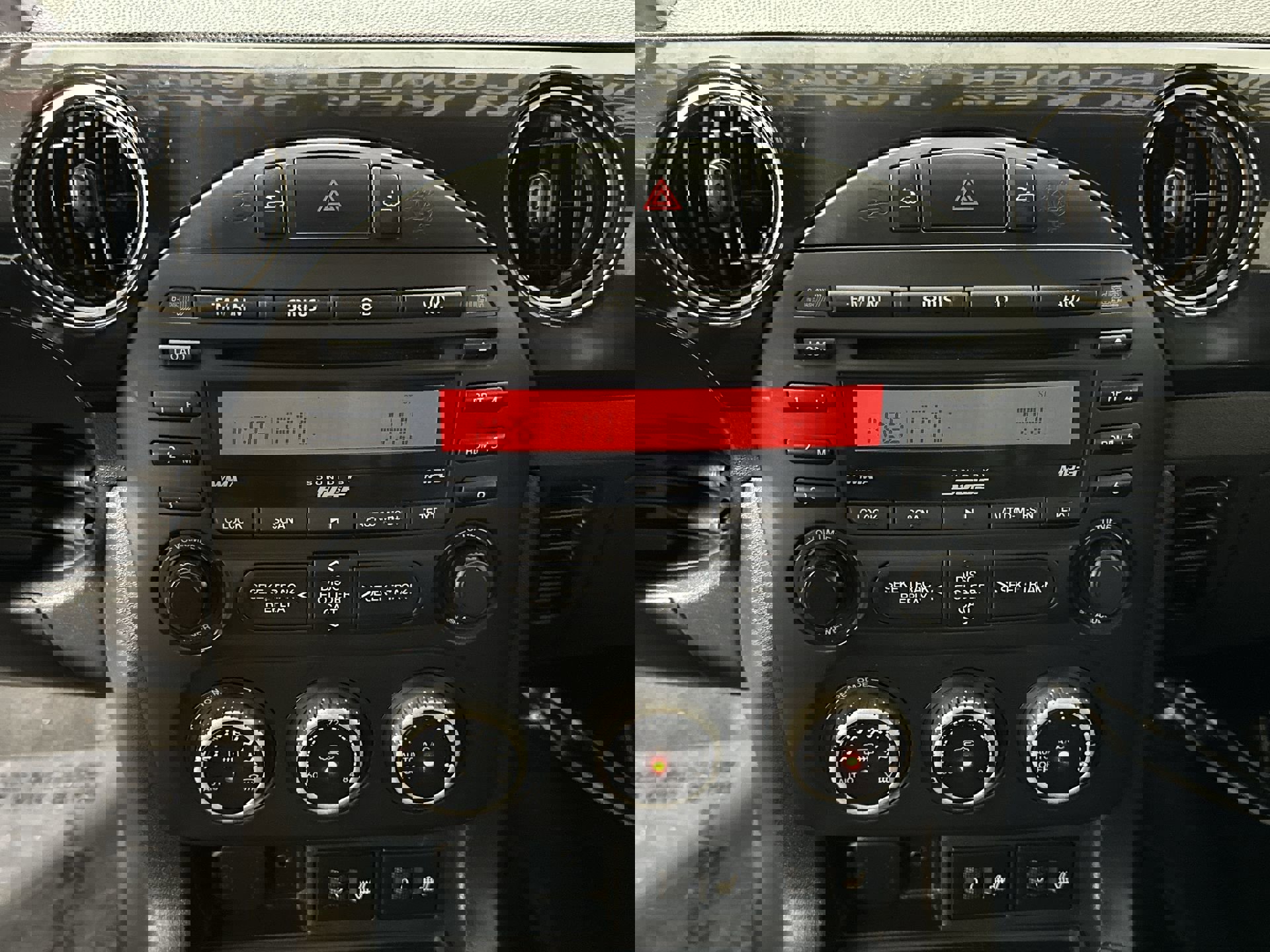 Used 2015 MAZDA MX-5 Miata Grand Touring w/ Premium Package image 25