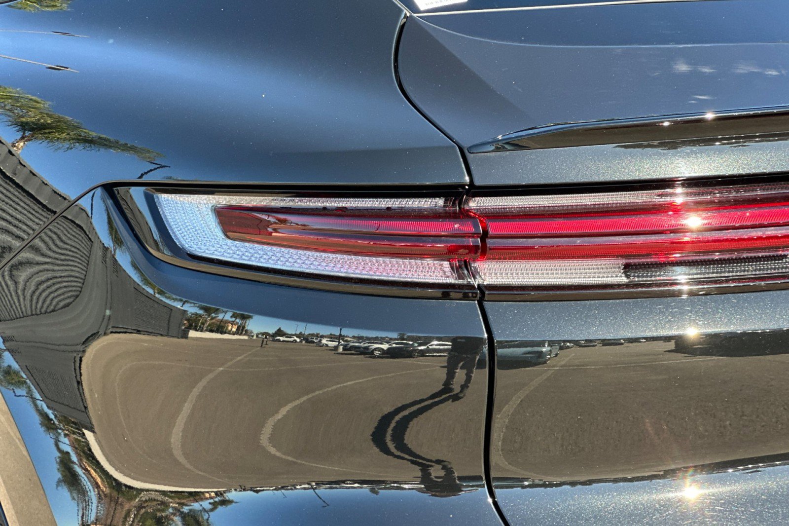 Used 2025 Porsche Cayenne Coupe image 28